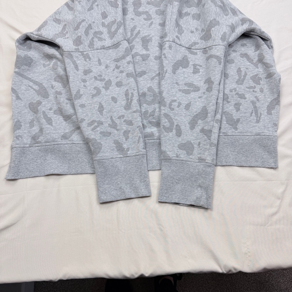 Calvin Klein Gray Logo Sweatshirt - Picture 8 of 10